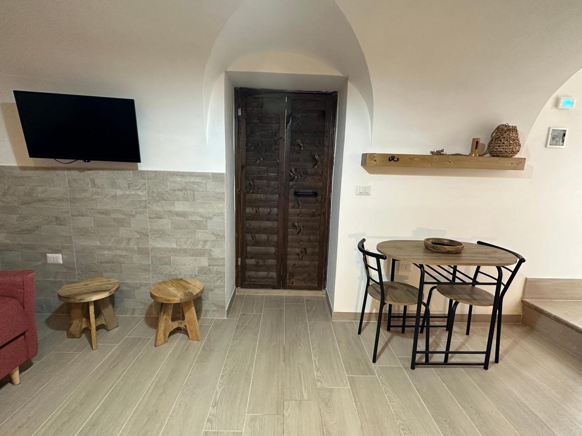 Mariella Vernile Civitella Roveto Luaran gambar